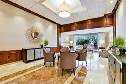 2 Hawthorne Place #14L, Boston, MA 02114 - Photo 12