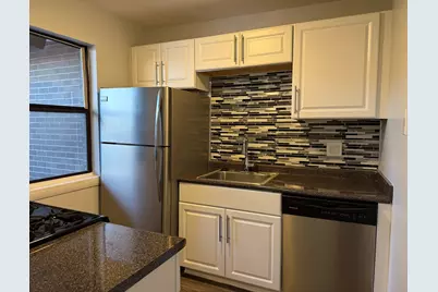 22 Shrewsbury Green Dr #K, Shrewsbury, MA 01545 - Photo 4