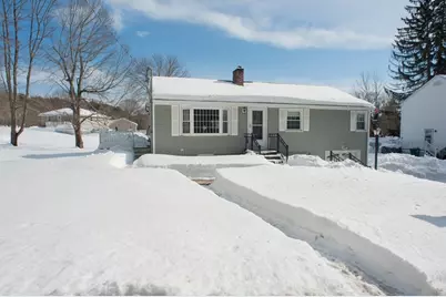 24 McQuades Ln, Northbridge, MA 01534 - Photo 2