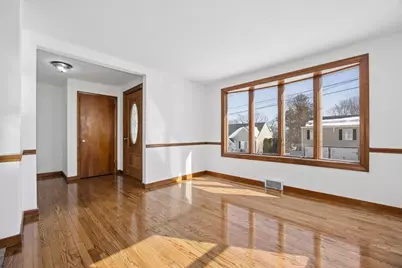 39 Bullard Ave, Worcester, MA 01605 - Photo 8