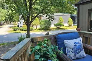 19 Mashapaug Rd, Sturbridge, MA 01566 - Photo 6