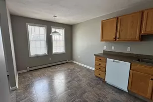 188 Middle St, Leominster, MA 01453 - Photo 4