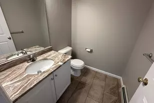 188 Middle St, Leominster, MA 01453 - Photo 10