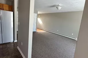 188 Middle St, Leominster, MA 01453 - Photo 8