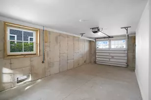 33 Lagoon Pond Rd, Tisbury, MA 02568 - Photo 36