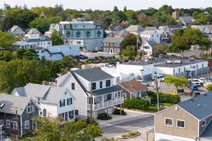 33 Lagoon Pond Rd, Tisbury, MA 02568 - Photo 38