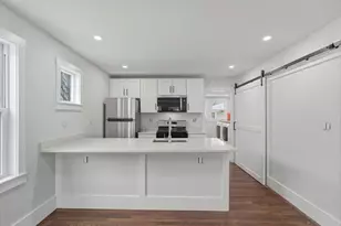 18 Ronan St, Boston, MA 02125 - Photo 6