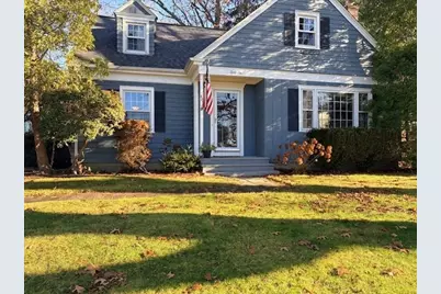 46 Bowden Ave #1, Barrington, RI 02806 - Photo 1