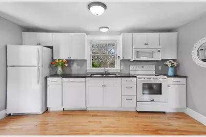 50 Lantern Lane, Tisbury, MA 02568 - Photo 8