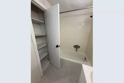 85 Trapelo #41, Waltham, MA 02452 - Photo 8