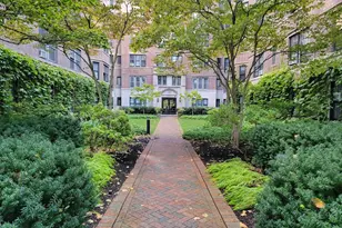 988 Memorial Dr, Cambridge, MA 02138 - Photo 2