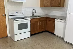 131 Essex St, Salem, MA 01970 - Photo 2