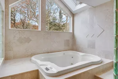 528 Menauhant Rd, Falmouth, MA 02536 - Photo 20