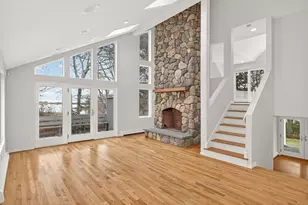 528 Menauhant Rd, Falmouth, MA 02536 - Photo 4