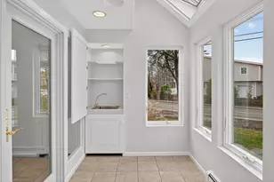 528 Menauhant Rd, Falmouth, MA 02536 - Photo 16