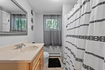 506 Pleasant St, Gardner, MA 01440 - Photo 20