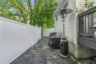 506 Pleasant St, Gardner, MA 01440 - Photo 10