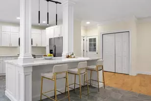 12 Beale St, Worcester, MA 01606 - Photo 1