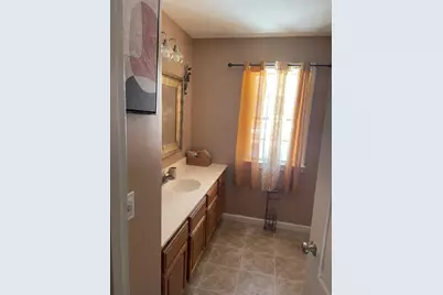 19 Annies Way, Springfield, MA 01119 - Photo 8