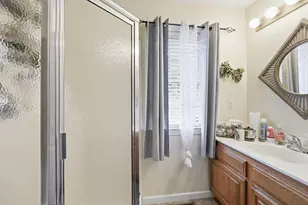19 Annies Way, Springfield, MA 01119 - Photo 18