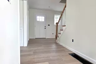 38 Hemlock St, Douglas, MA 01516 - Photo 12