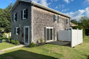 818 Wilbur Ave, Swansea, MA 02777 - Photo 2