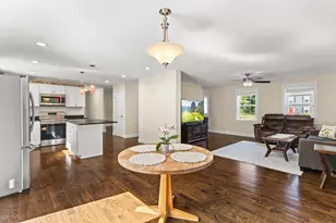 15 Carlton St, Raynham, MA 02767 - Photo 12