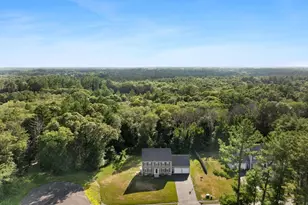 15 Carlton St, Raynham, MA 02767 - Photo 8