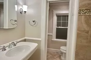 162 East Side Pkwy, Newton, MA 02458 - Photo 18