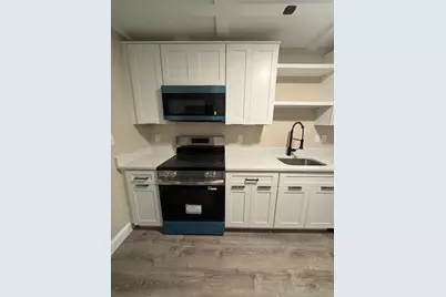 189 Pleasant #3, Marblehead, MA 01945 - Photo 2