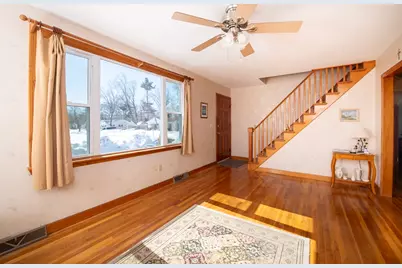 1077 Shelburne St., New Bedford, MA 02745 - Photo 6