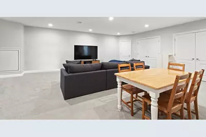 16 Zamora #Front, Boston, MA 02130 - Photo 18