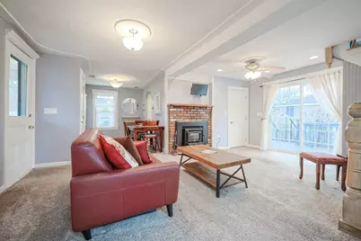 4 Roosevelt St, Wareham, MA 02571 - Photo 8