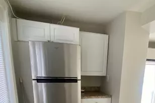 32 Hinckley St, Somerville, MA 02145 - Photo 2