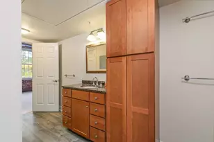 25 Cedar St, Amesbury, MA 01913 - Photo 4