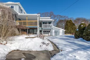 1082 Hancock St, Fall River, MA 02721 - Photo 2