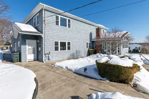 1082 Hancock St, Fall River, MA 02721 - Photo 4