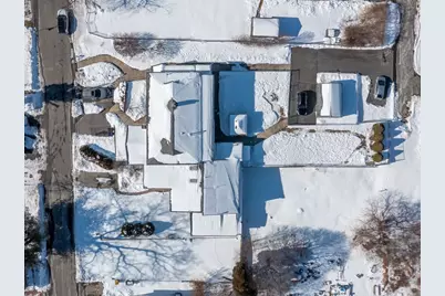 1082 Hancock St, Fall River, MA 02721 - Photo 8