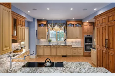 12 Wyndemere Drive, Southborough, MA 01772 - Photo 22