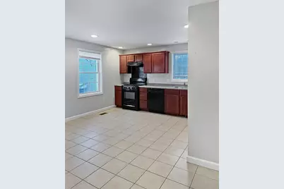 18 Ferry Street #B, Lawrence, MA 01841 - Photo 2