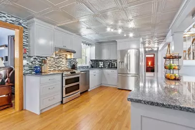 437 Johnny Appleseed Ln, Leominster, MA 01453 - Photo 4