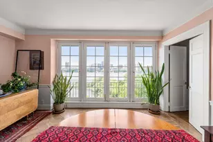 274 Beacon St, Boston, MA 02116 - Photo 1
