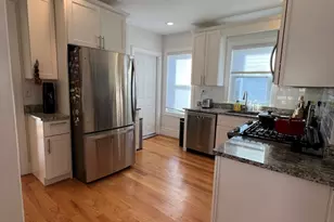 474 Albemarle Rd, Newton, MA 02460 - Photo 4