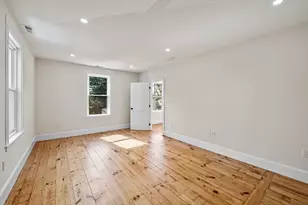 8 Cushing St, Salem, MA 01970 - Photo 10