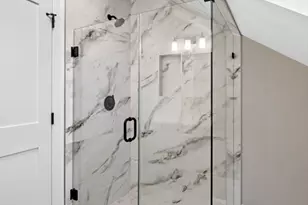 8 Cushing St, Salem, MA 01970 - Photo 32