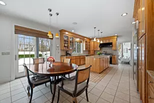 6 Eveningstar Dr, Amherst, MA 01002 - Photo 10