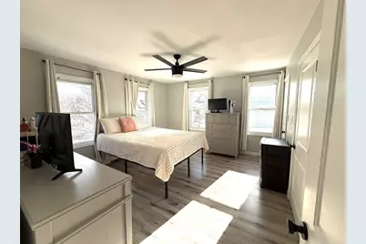 34 Jefferson St #3, Milford, MA 01757 - Photo 4