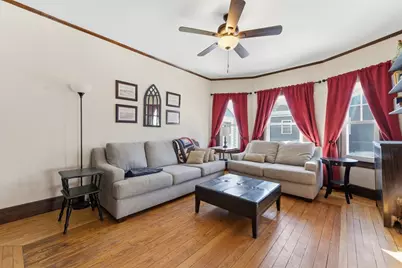 33 Washington St, Chicopee, MA 01020 - Photo 8