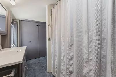 33 Washington St, Chicopee, MA 01020 - Photo 20