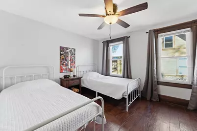 33 Washington St, Chicopee, MA 01020 - Photo 14